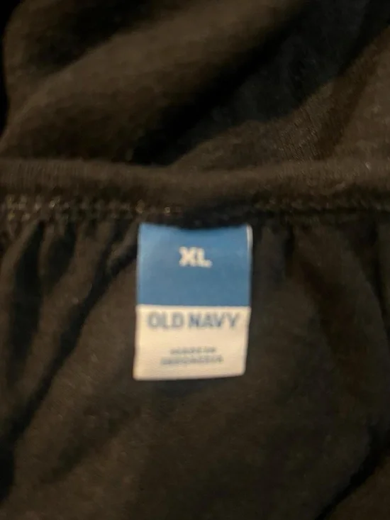 Old Navy Black Sleeveless Tunic with Crochet Detail - Picture 3 of 3